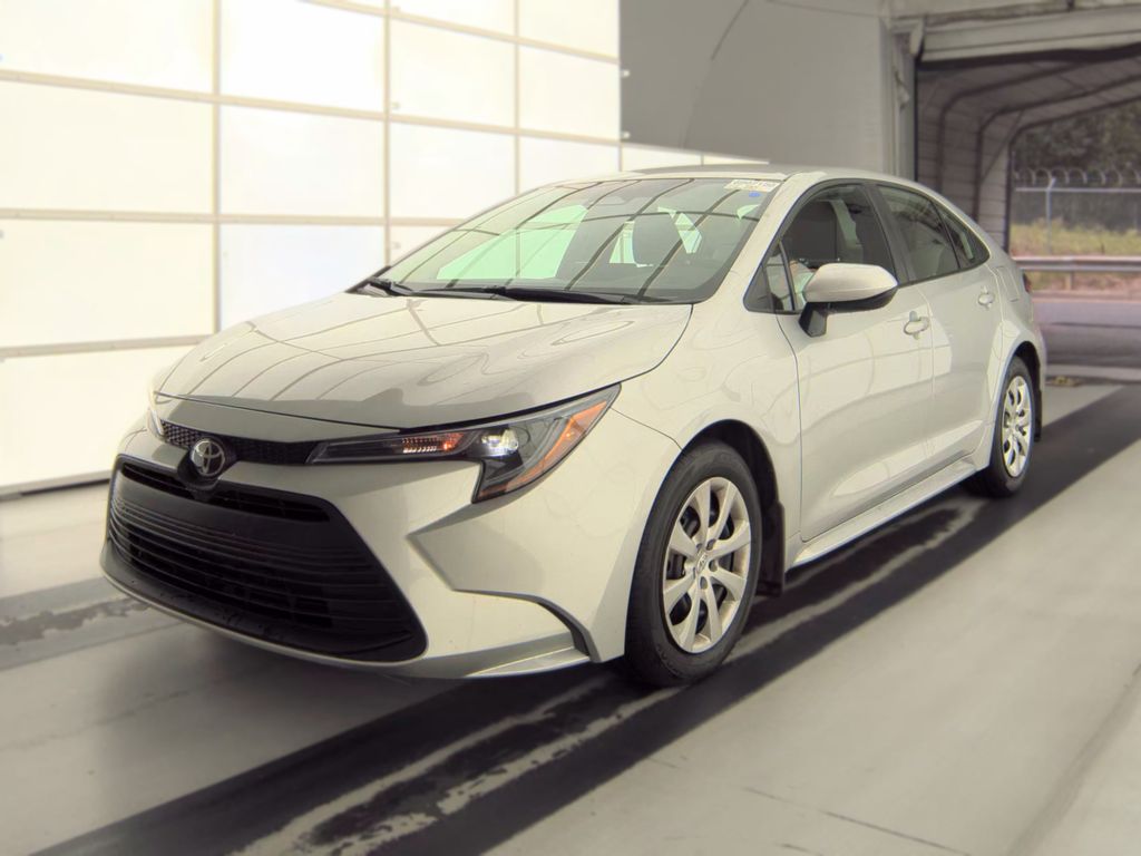 2026 Toyota Corolla LE photo