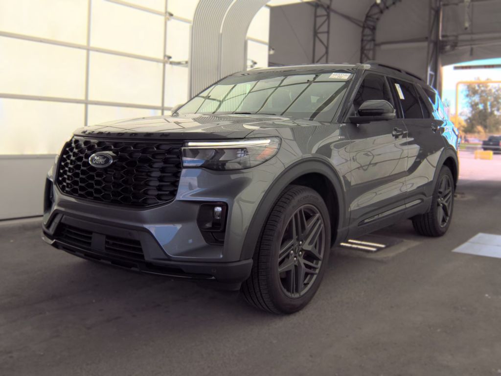 2026 Ford Explorer ST-Line photo