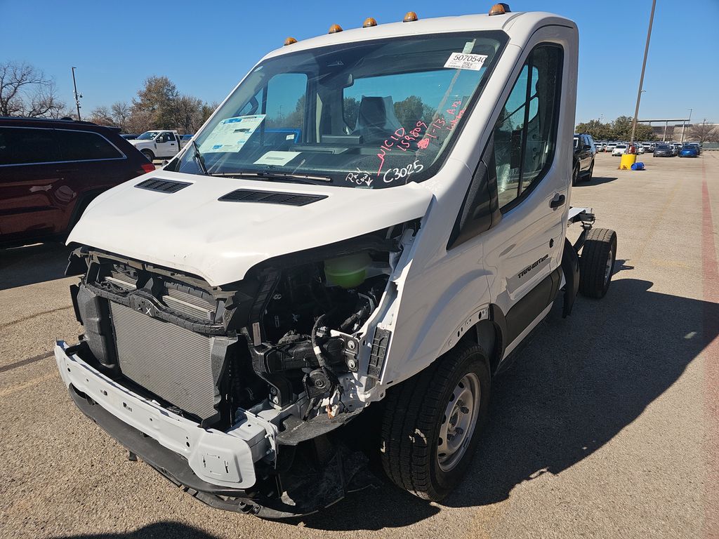 2026 Ford T350 Chassis photo