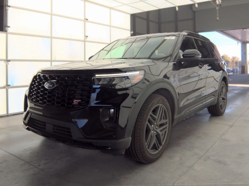 2026 Ford Explorer ST photo