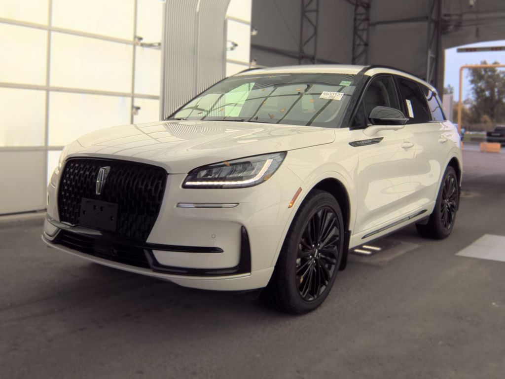 2026 Lincoln Corsair Premiere photo