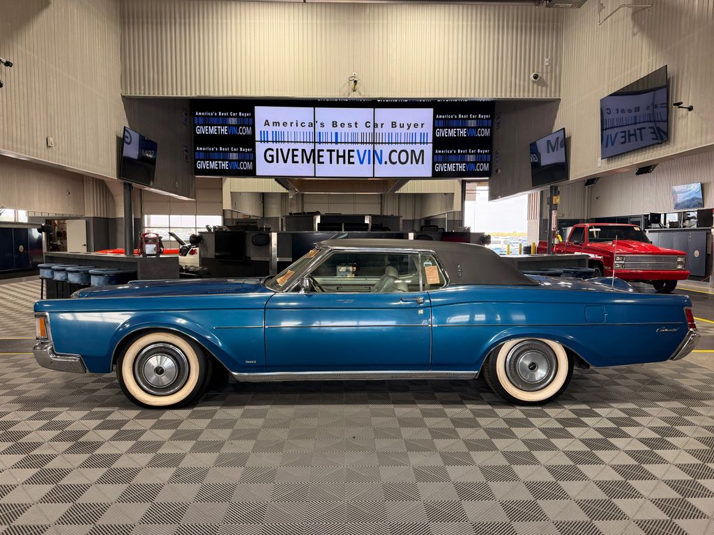 1970 Lincoln Mark III photo