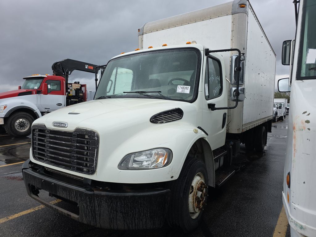 2013 Freightliner M2 photo