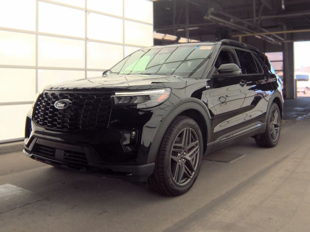 2026 Ford Explorer ST-Line photo