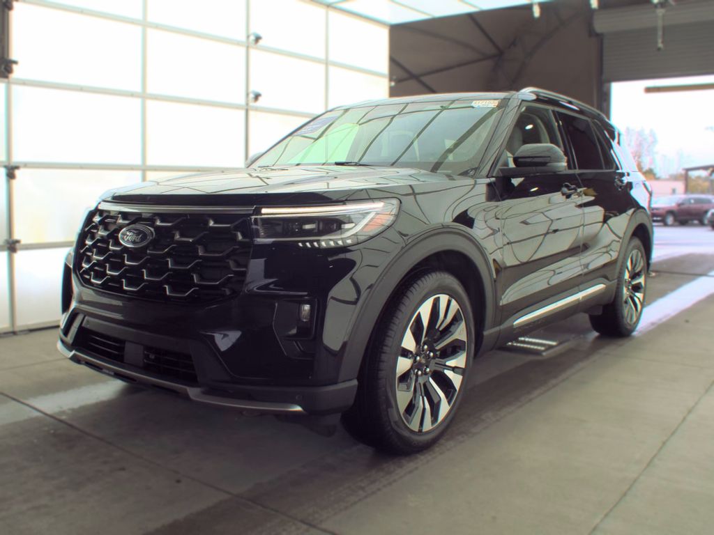 2026 Ford Explorer Platinum photo