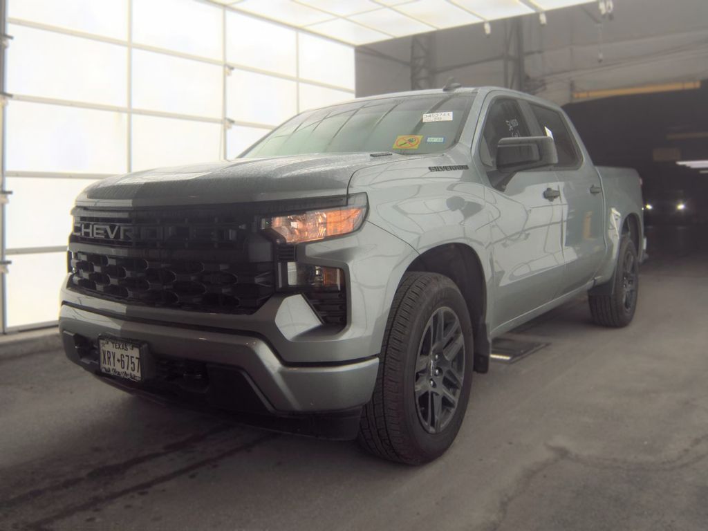 2026 Chevrolet 1500 Custom photo