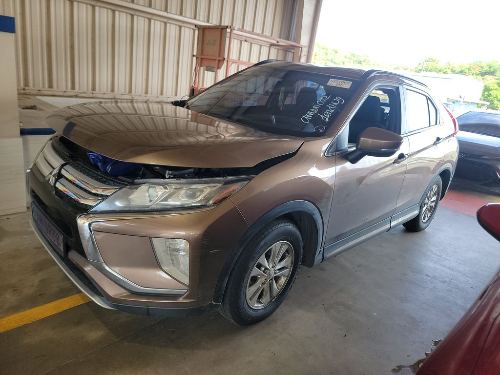 2018 Mitsubishi Eclipse Cross ES photo