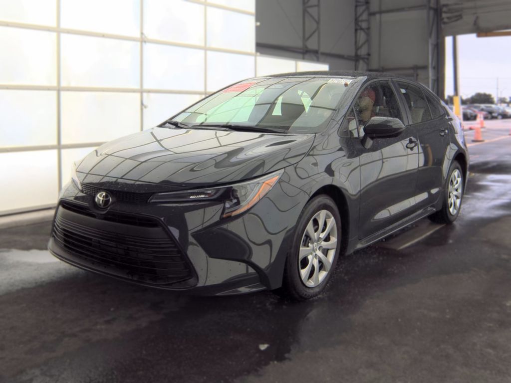 2026 Toyota Corolla LE photo