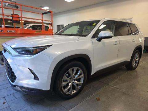 2026 Toyota Grand Highlander Limited photo