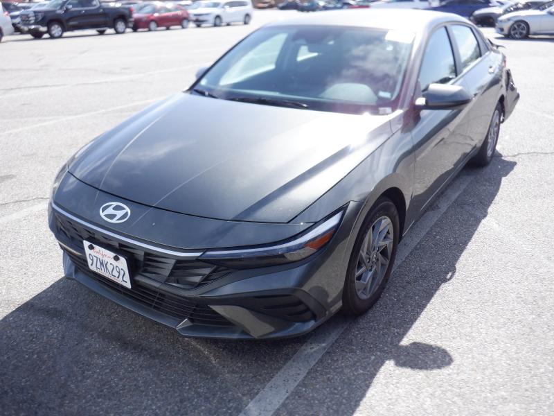 2026 Hyundai Elantra Blue photo