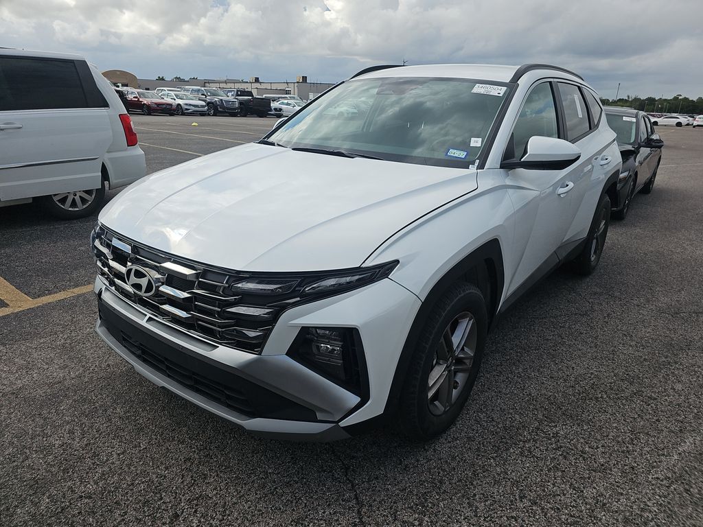 2026 Hyundai Tucson SEL Plus photo