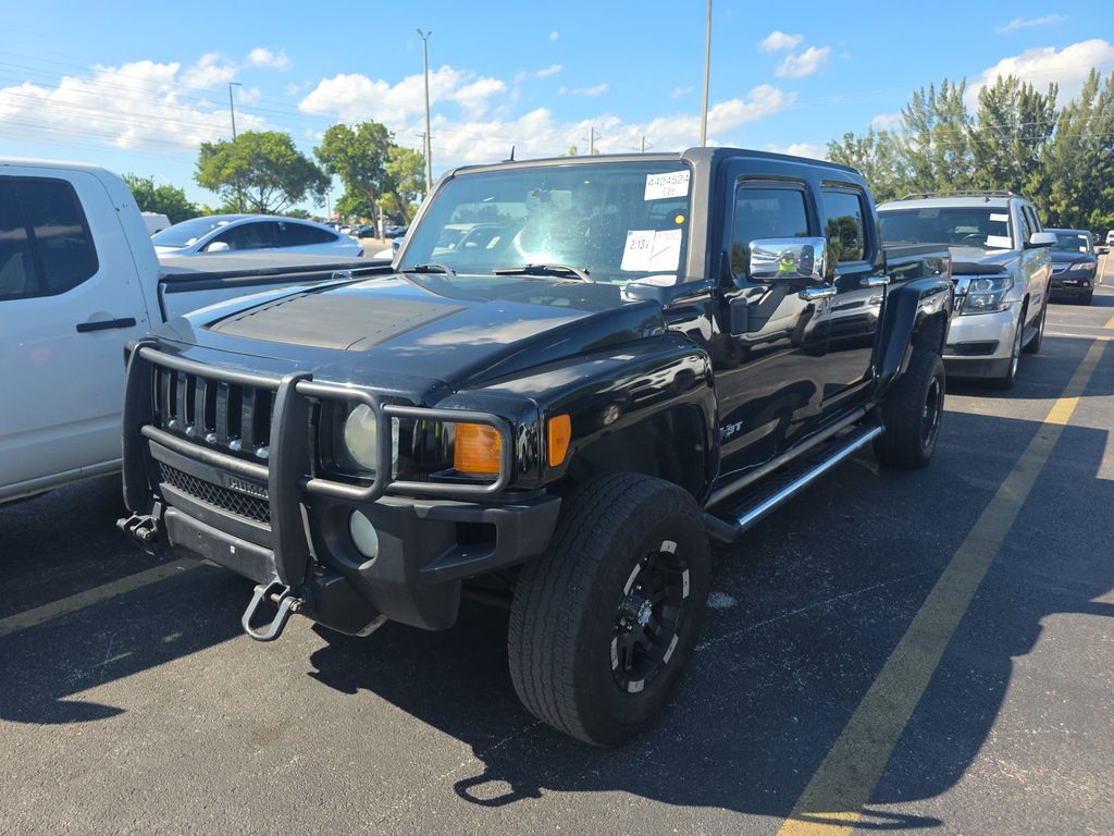 2010 HUMMER H3T photo