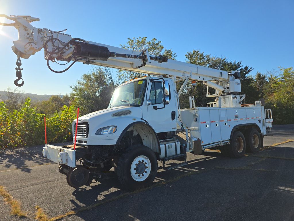 2012 Freightliner M2 photo