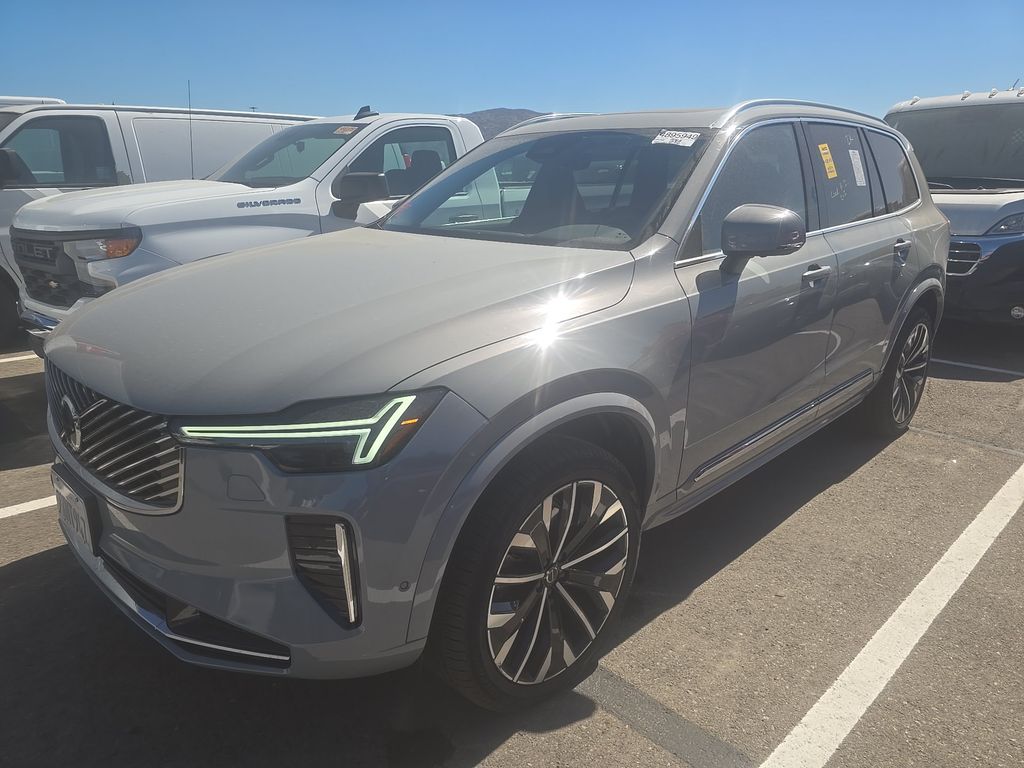 2026 Volvo XC90 Plus photo