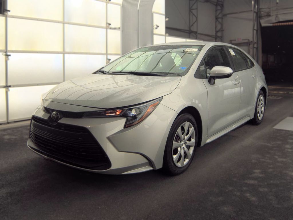 2026 Toyota Corolla LE photo