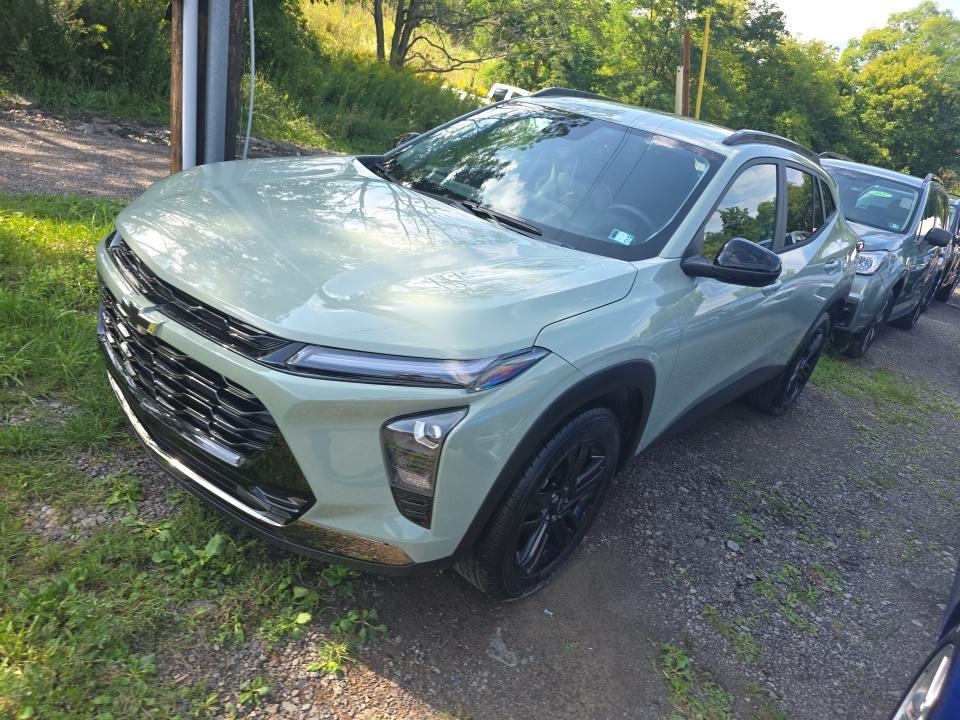 2026 Chevrolet Trax Base photo