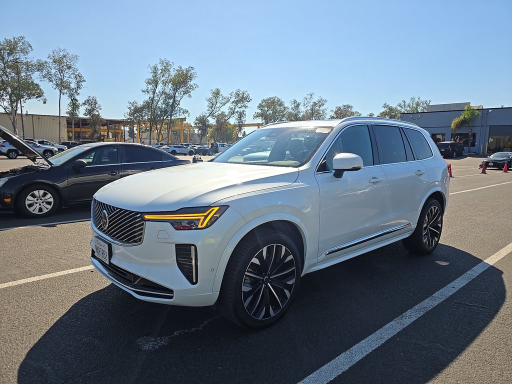 2026 Volvo XC90 Plus photo